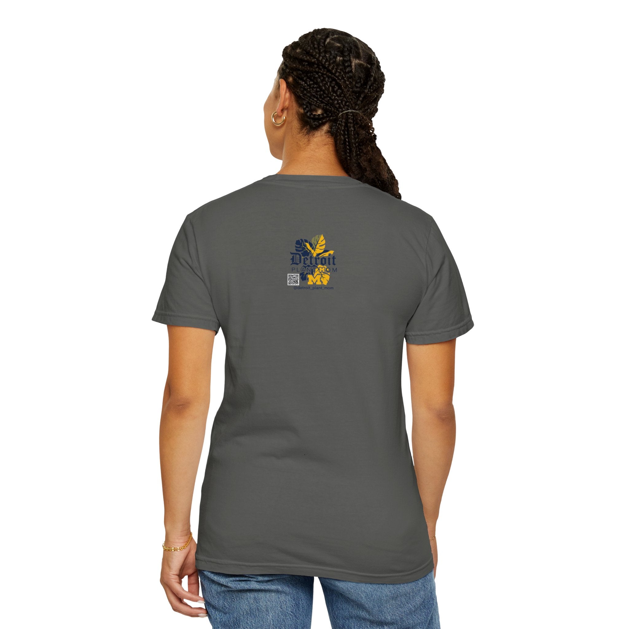 DPM: Pushing P(lants) T-Shirt - Woman Graphic Tee